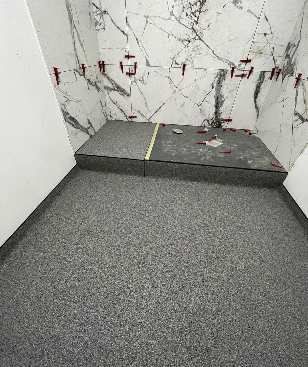 Bad Steinteppich Marmor