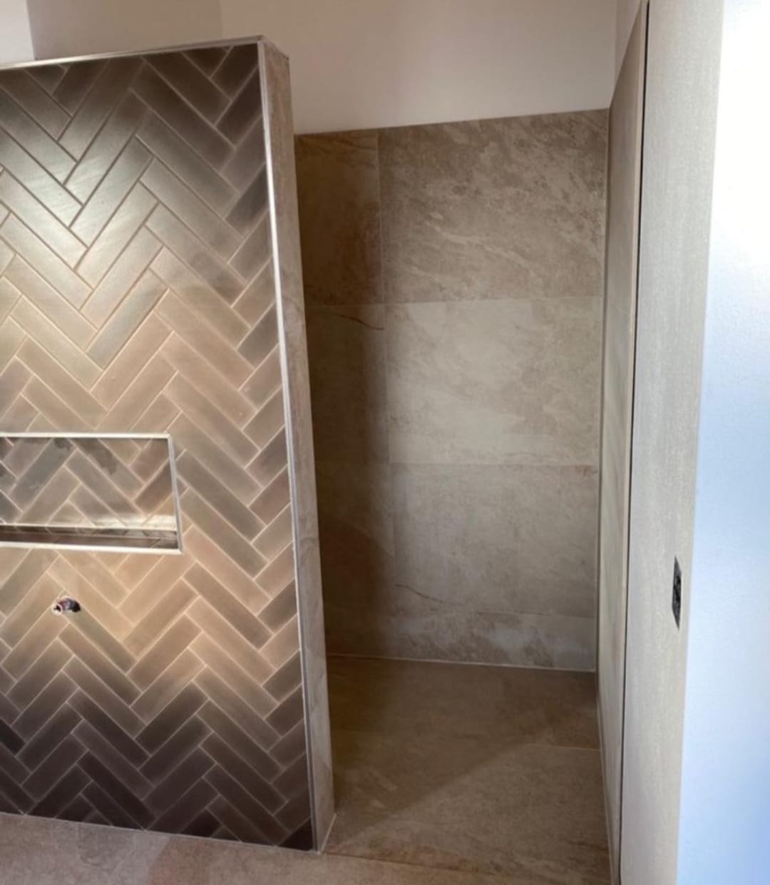 Eingang Natursteinoptik