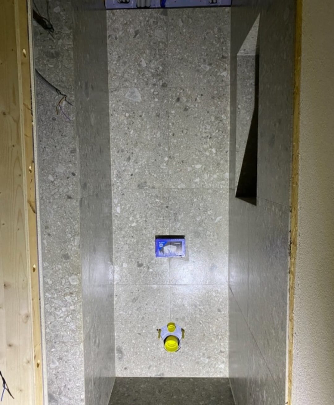 Duschbereich Travertin