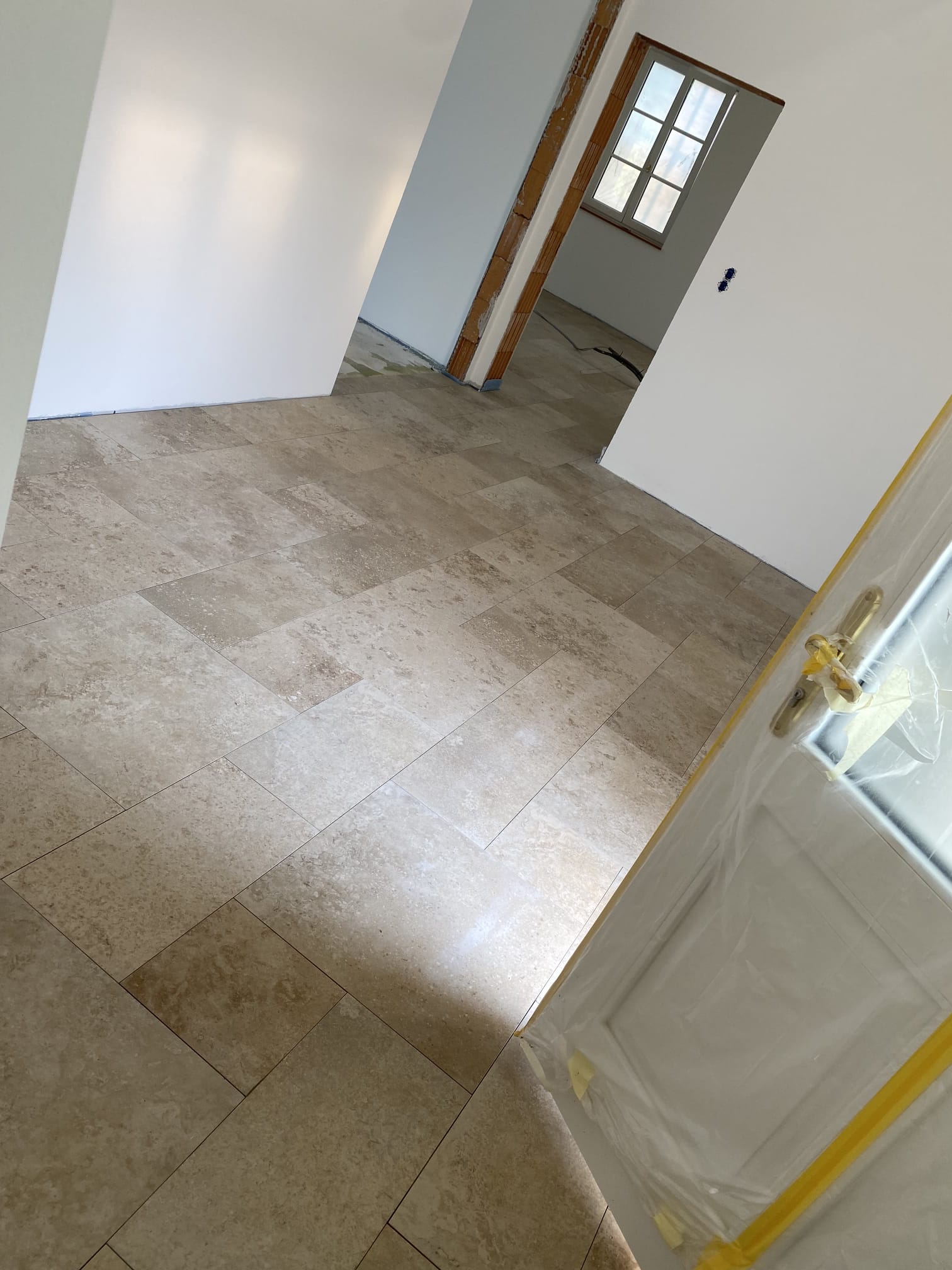 Badezimmer komplett grau