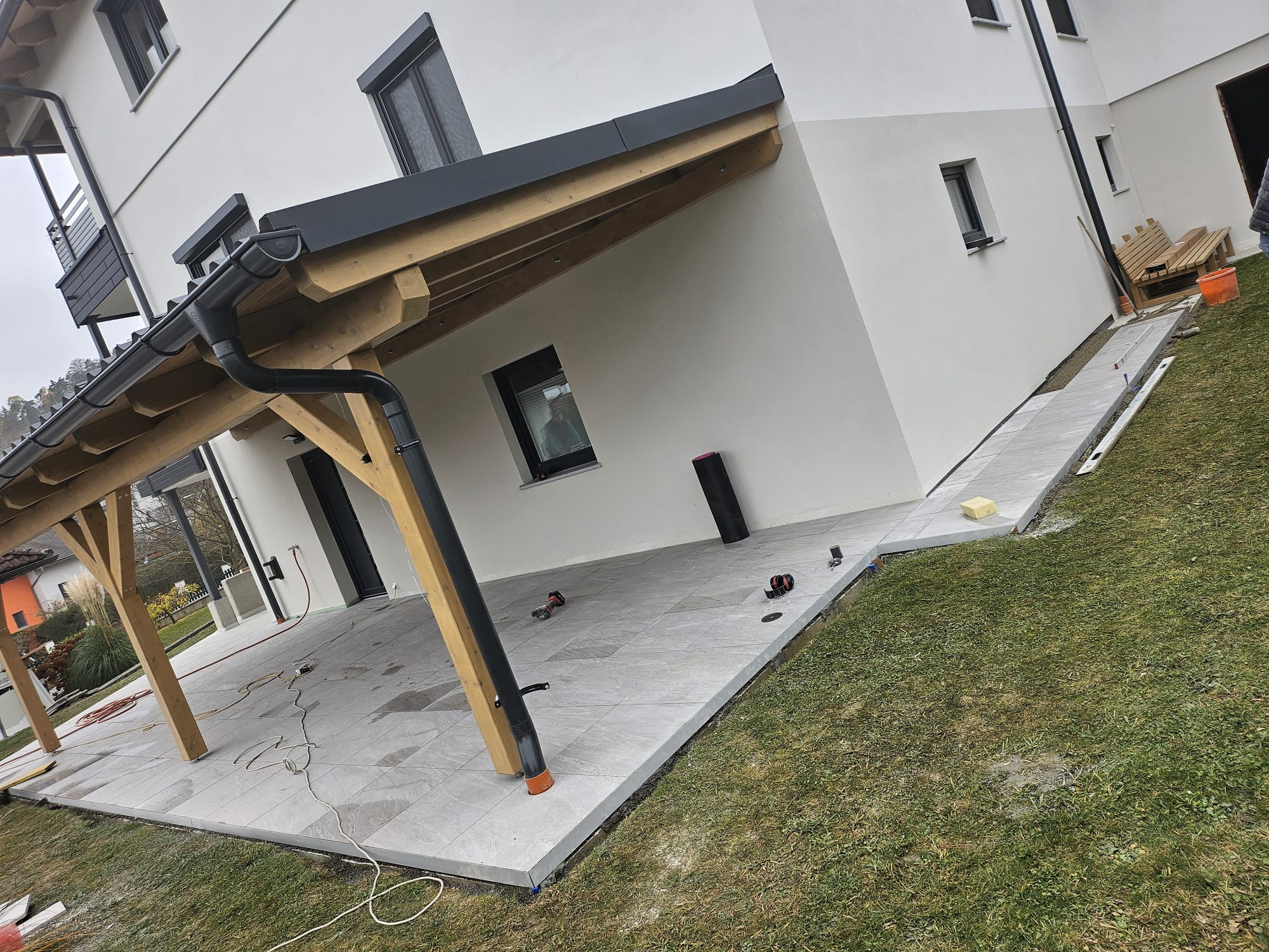 Offener Raum Fliesen