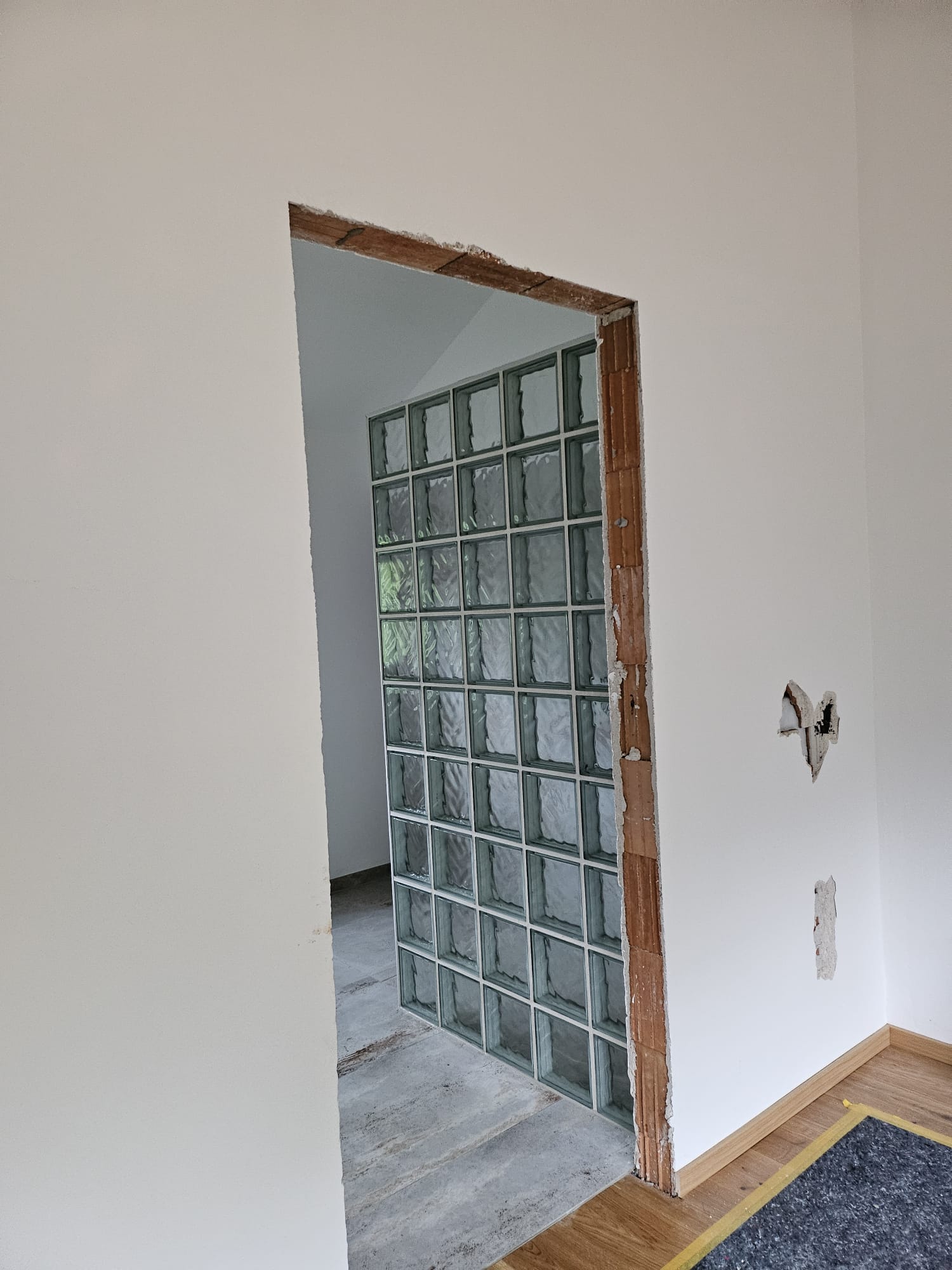 Duschabtrennung fertig