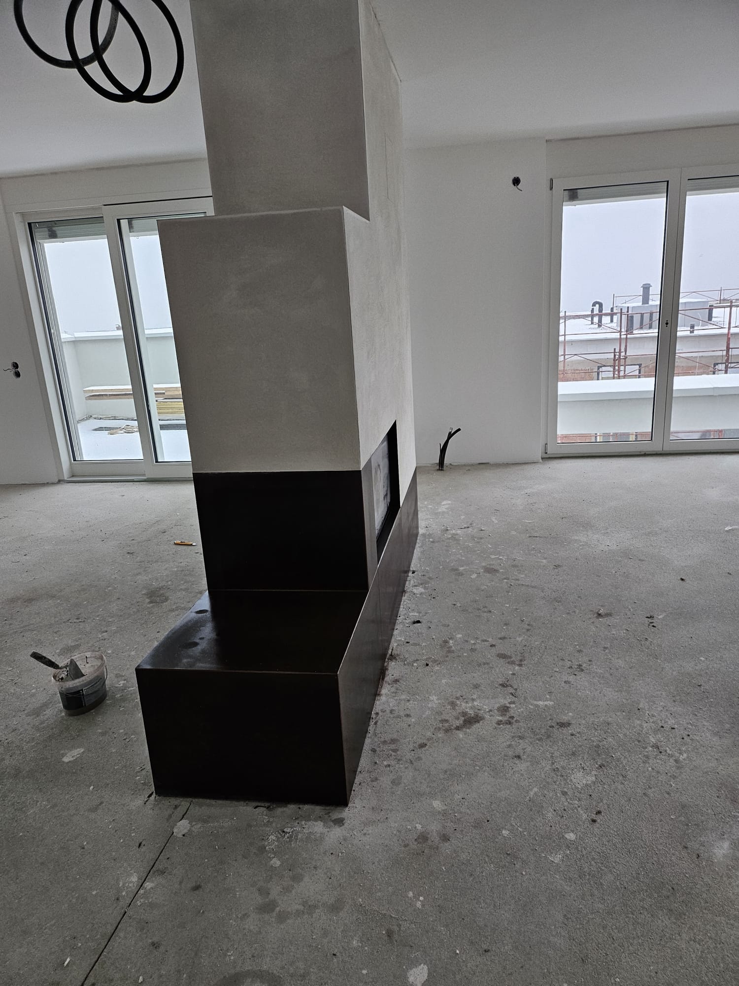 Kamin schwarz modern